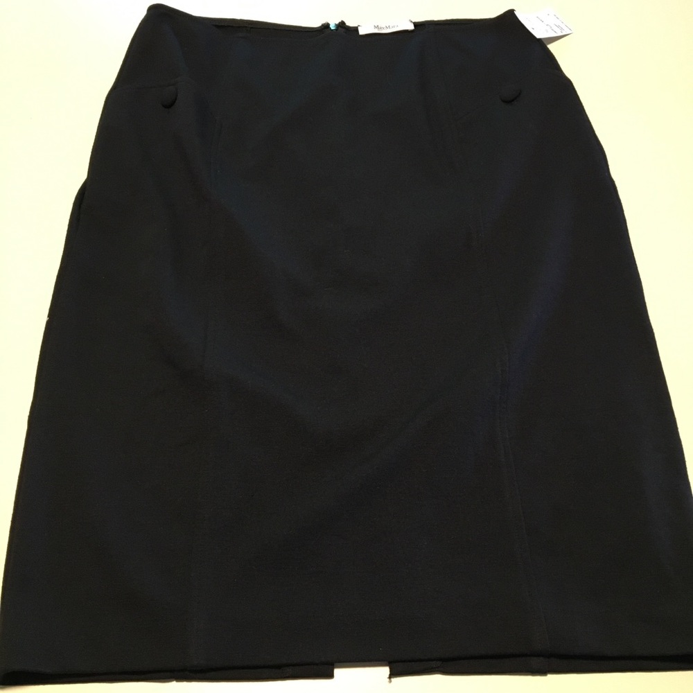 NEW MaxMara Skirt Button Pocket Details 10 Black